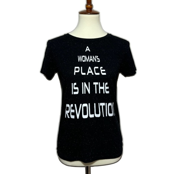 A Woman's Place Is In the Revolution Black Matter T-Shirt Size Small - Picture 3 of 8